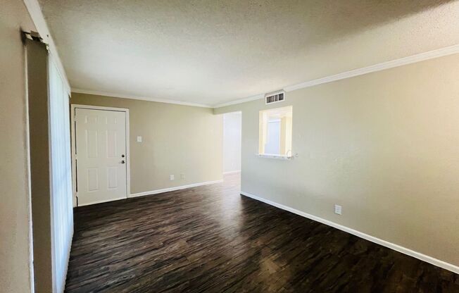 1 bed, 1 bath, 666 sqft, $1,175, Unit 2-204