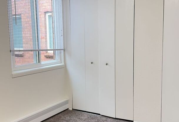 1 bed, 1 bath, 550 sqft, $1,315, Unit 331