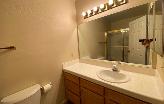 1 bed, 1 bath, $1,050, Unit # 257