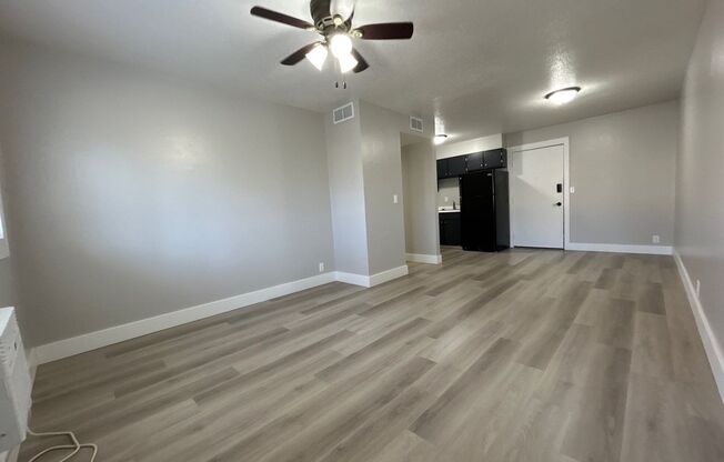 1 bed, 1 bath, 564 sqft, $725, Unit A7