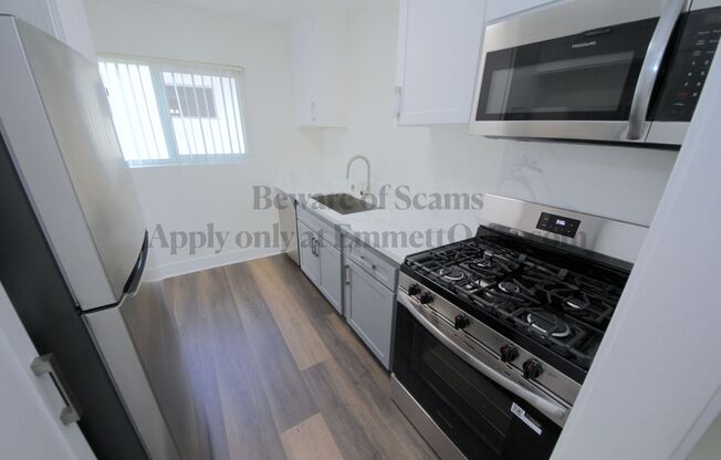 2 beds, 2 baths, $3,295, Unit 1