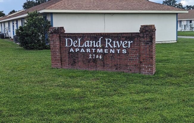 Deland River Apartments