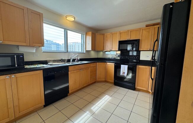 2 beds, 2 baths, $4,500, Unit # 1101