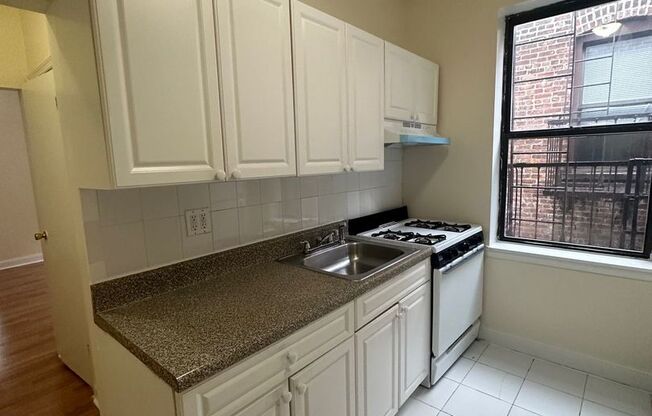 1 bed, 1 bath, $1,750