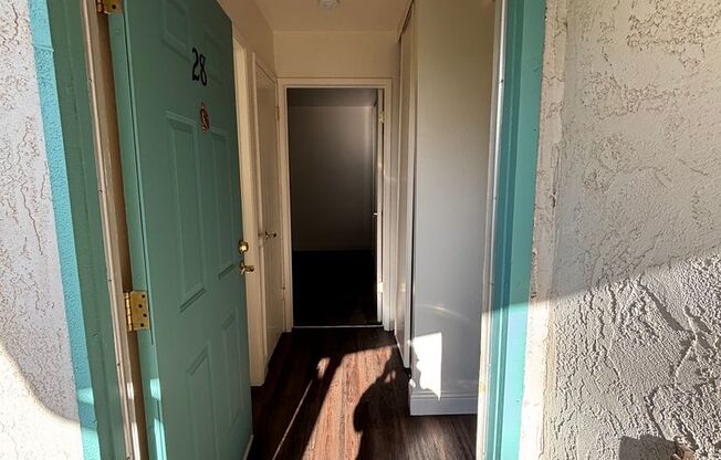 Valley Oaks Apartment