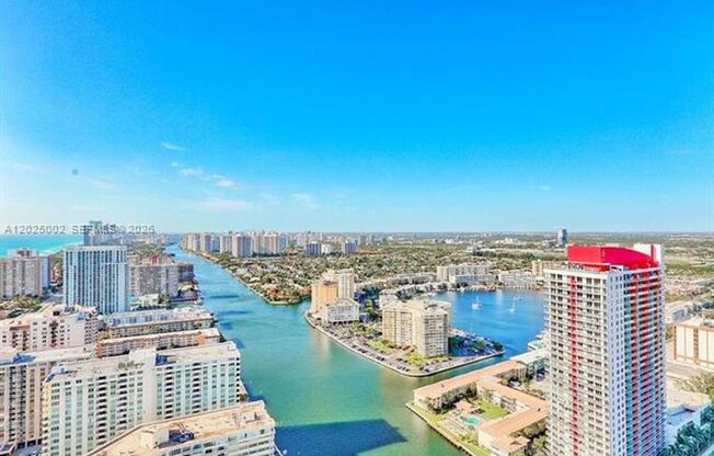 2 beds, 2 baths, $5,000, Unit # T 3509