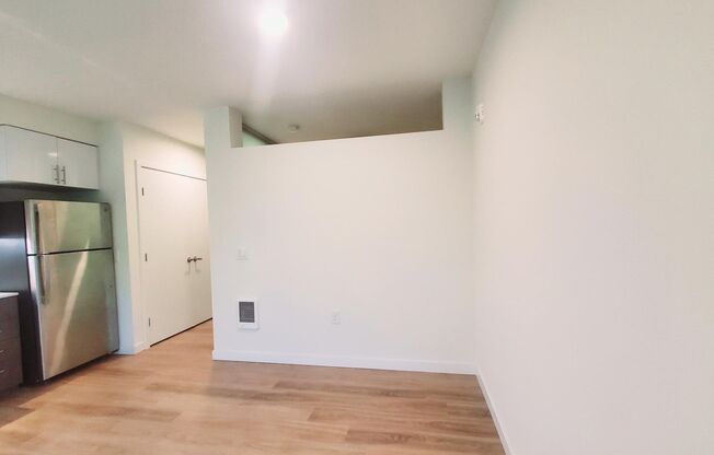 1 bed, 1 bath, 550 sqft, $2,295, Unit 403