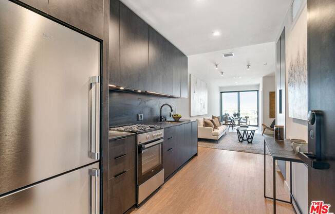 1 bed, 1 bath, 840 sqft, $3,850, Unit 314