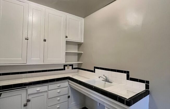 1 bed, 1 bath, $1,445, Unit 38