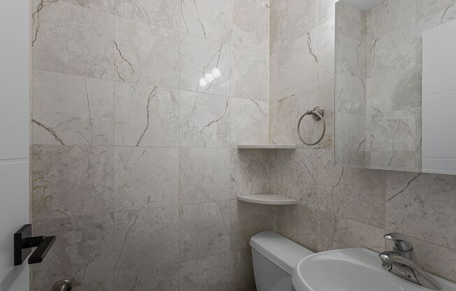 3 beds, 1.5 baths, 1,001 sqft, $3,400, Unit 28K