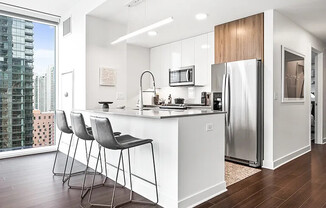 313 W Wolf Point Plz