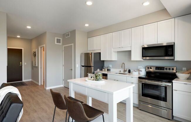 1 bed, 1 bath, 550 sqft, $1,375, Unit 307