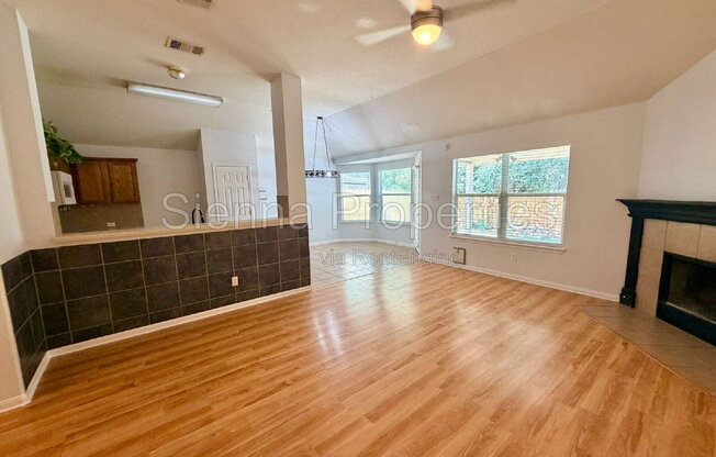 1517 HAWK DR