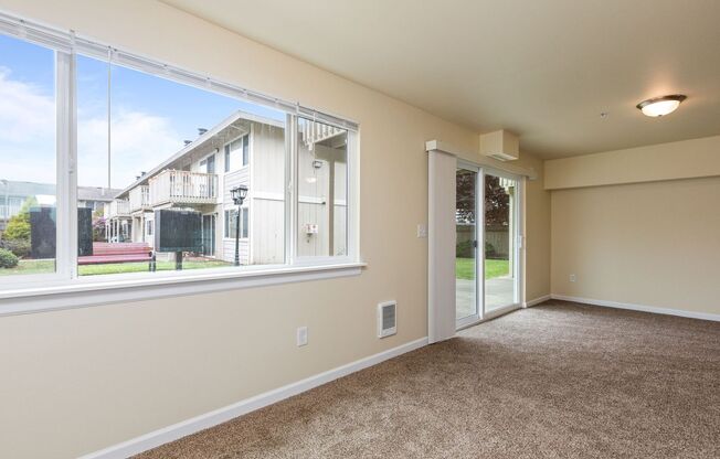 2 beds, 1 bath, 864 sqft, $1,600, Unit C1
