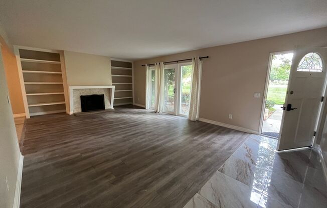 Spacious 3 Bedroom, 2.5 Bath Condo in a Beautiful Park-Like Community