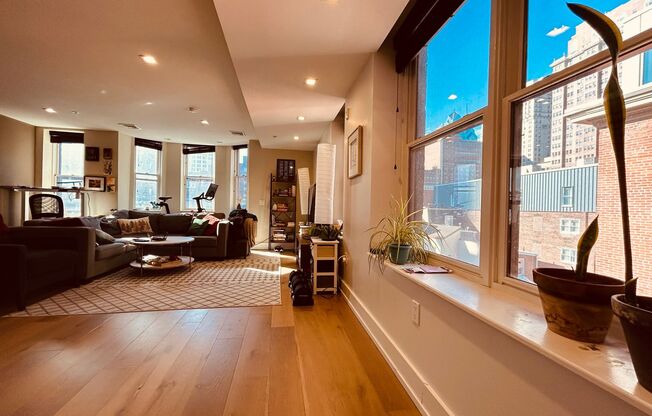 1 bed, 1.5 baths, 784 sqft, $2,150, Unit 404