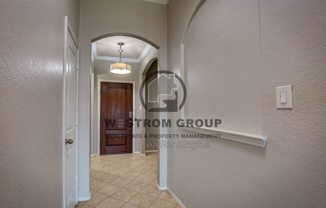 3 beds, 2 baths, 1,390 sqft, $1,895