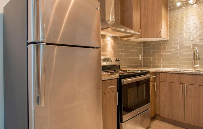 Studio, 1 bath, 500 sqft, $1,299, Unit 12