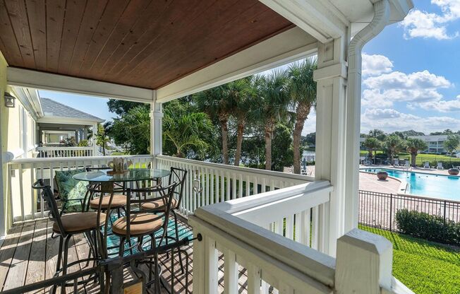 2 beds, 1 bath, $2,100