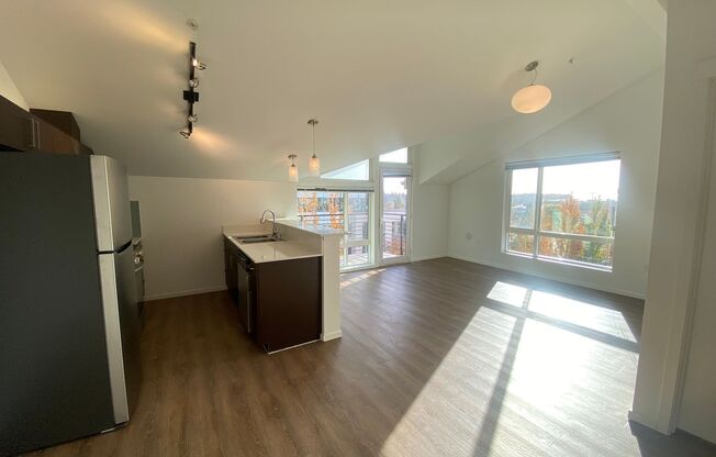 2 beds, 2 baths, 940 sqft, $2,950, Unit 2504-A