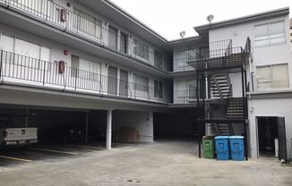 1 bed, 1 bath, 510 sqft, $2,300, Unit 06