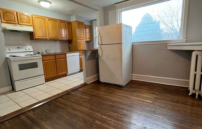 Renovated 2 Bedroom, 1 Bath in Upper Darby