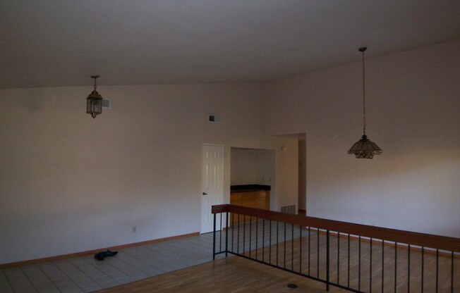 Charming 3Br/2Ba Single Story House W/3 Car Garage in Poway