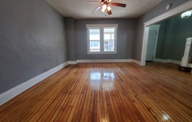 Single Family Home w/ HUGE Yard
