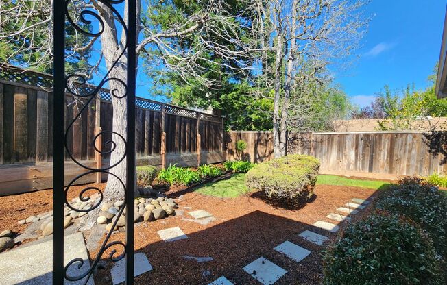 Updated 3 bedroom Redwood City home, on cul-de-sac, backyard in serene neighborhood