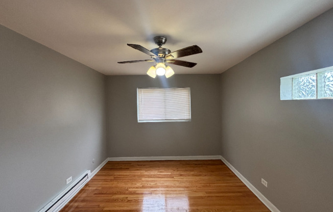3115 3125 W 79 ST