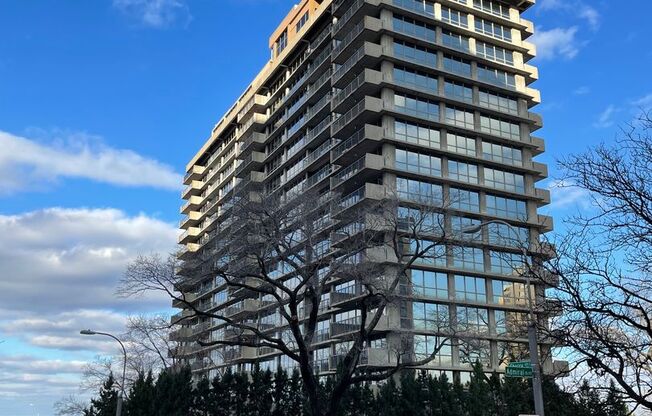 COMING SOON! Stunning 2-Bed, 2-Bath Condo for Rent – Prime Downtown Location!