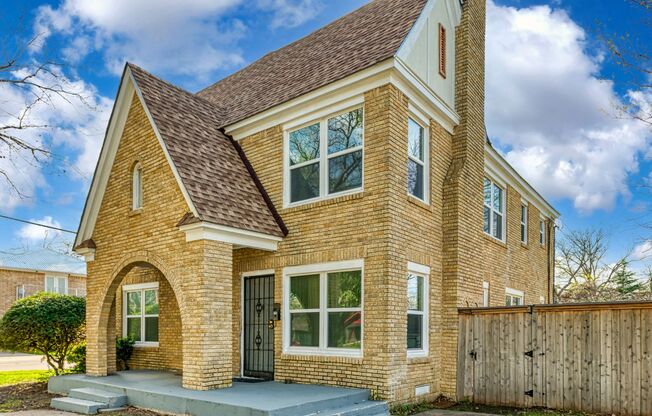 225 S Oak Cliff Blvd