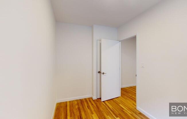 415 E 73 ST