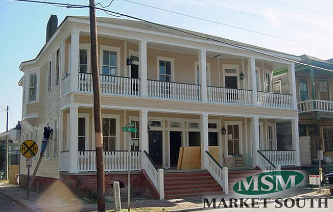 DOWNTOWN 3 BEDROOM!