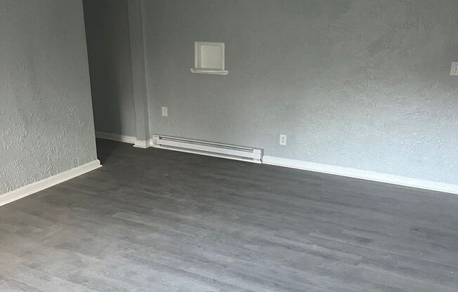 1 bed, 1 bath, 475 sqft, $800, Unit 4060 1