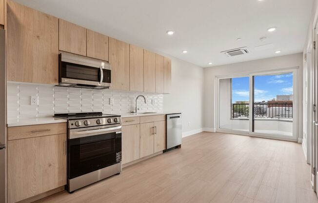 1 bed, 1 bath, 481 sqft, $1,765, Unit Unit 627