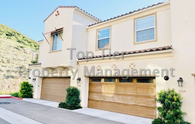 Gorgeous 3 Bd/2.5 Ba, 1420 sf Carlsbad Townhouse in the desirable Agave at the Preserve available June 24th for Lease!