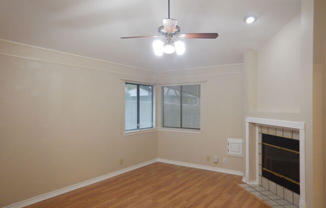 5906 Spring Crossing