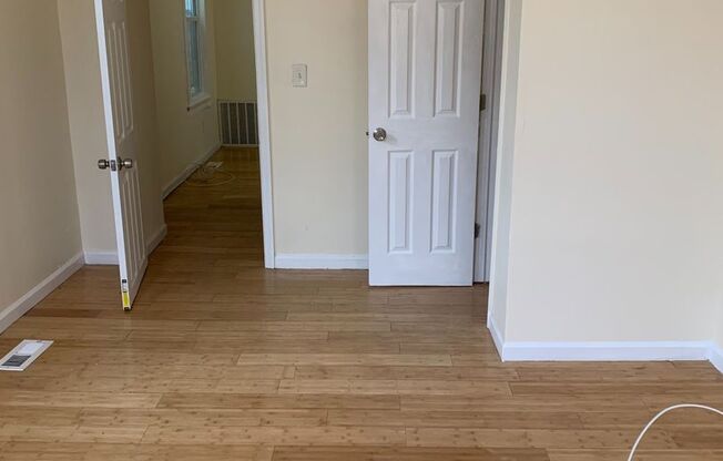 4 beds, 1 bath, $2,150, Unit #1
