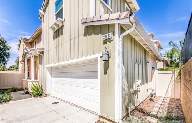 20039 LILA PL