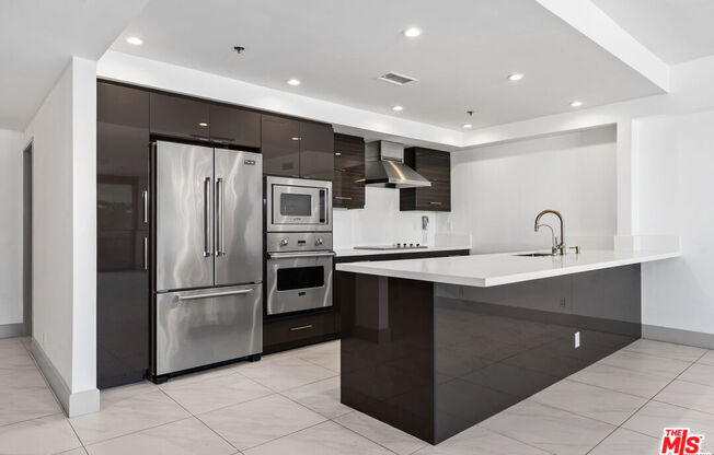 2 beds, 2.3 baths, 1,859 sqft, $7,800, Unit 804