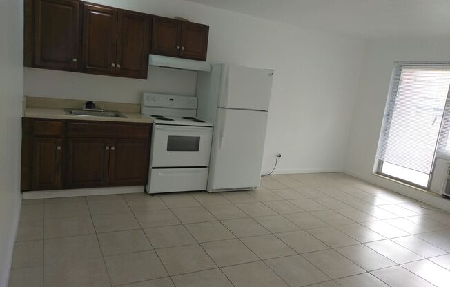 Studio, 1 bath, 650 sqft, $1,350, Unit -5181-2