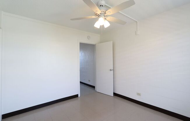 2 beds, 1 bath, $1,250, Unit 230