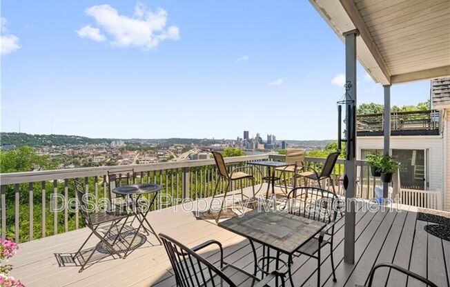 1008 RUE GRANDE VUE ST