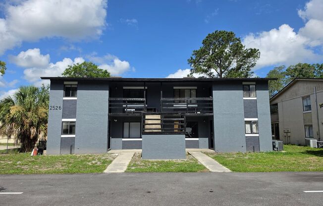 2526 S. Oak Avenue (4)