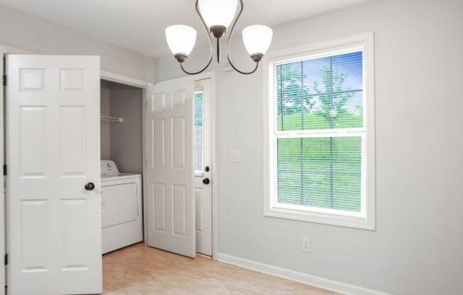 2 beds, 1.5 baths, 1,050 sqft, $1,300, Unit Memorial Drive - E