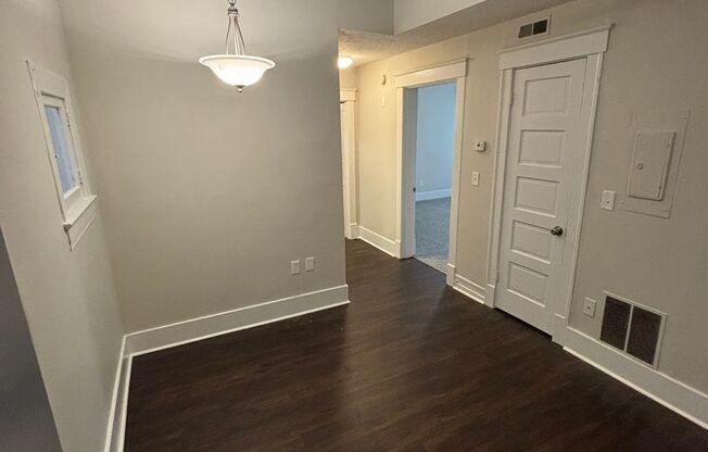 1 bed, 1 bath, 614 sqft, $850, Unit 4