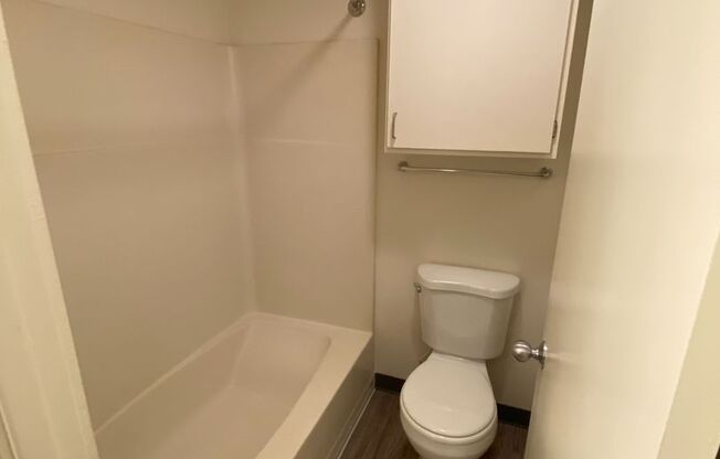 1 bed, 1 bath, 700 sqft, $1,440, Unit 0081