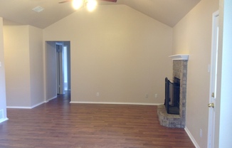 3 beds, 2 baths, $1,195