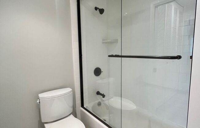 1 bed, 1 bath, 595 sqft, $2,895, Unit 305